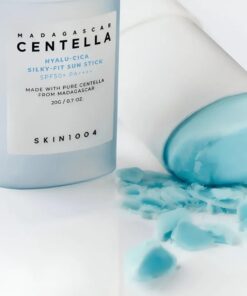 SKIN1004 MADAGASCAR CENTELLA HYALU-CICA SILKY-FIT SUN STICK PA++++